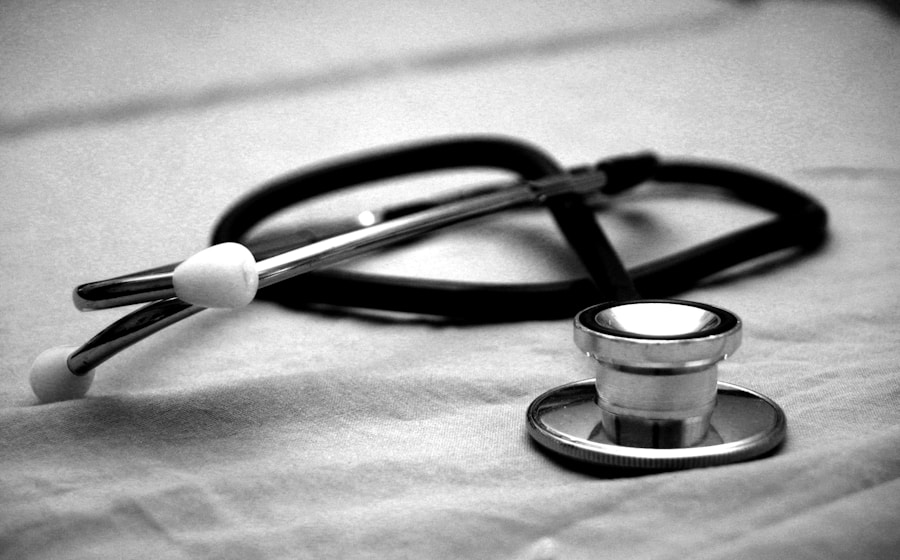 睡眠や体調の相談を予約し、朝動ける状態を取り戻すために備える場面